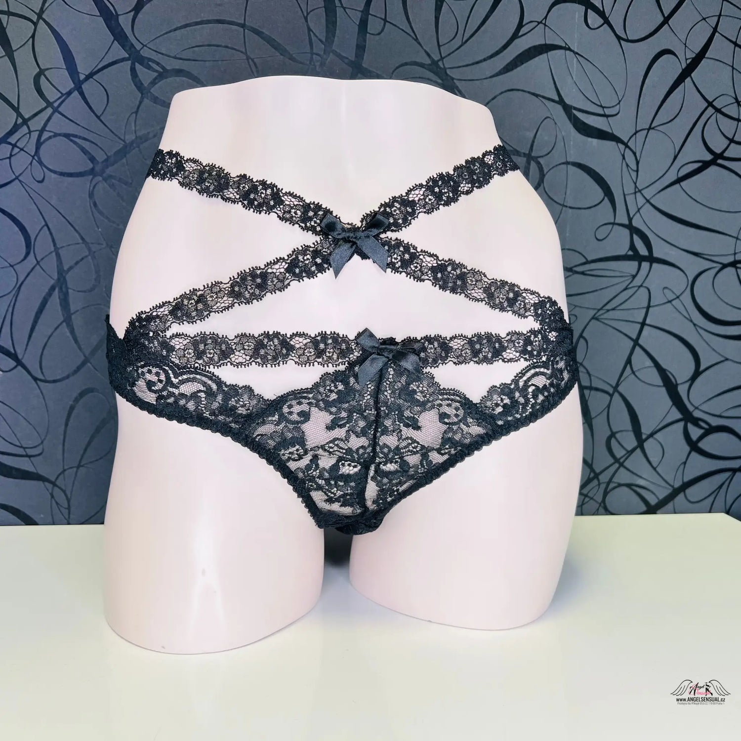 Kalhotky Chiki Brief Black - L / Černá / Nové se štítky - Agent Provocateur