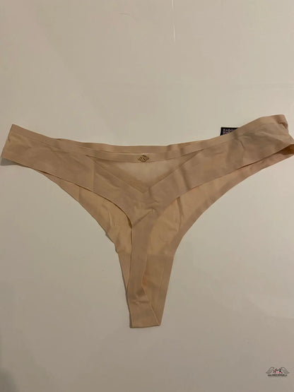 Beige tanga Luxusní Bezešvé Tanga se Zlatou Aplikací od VS pro eleganci a pohodlí