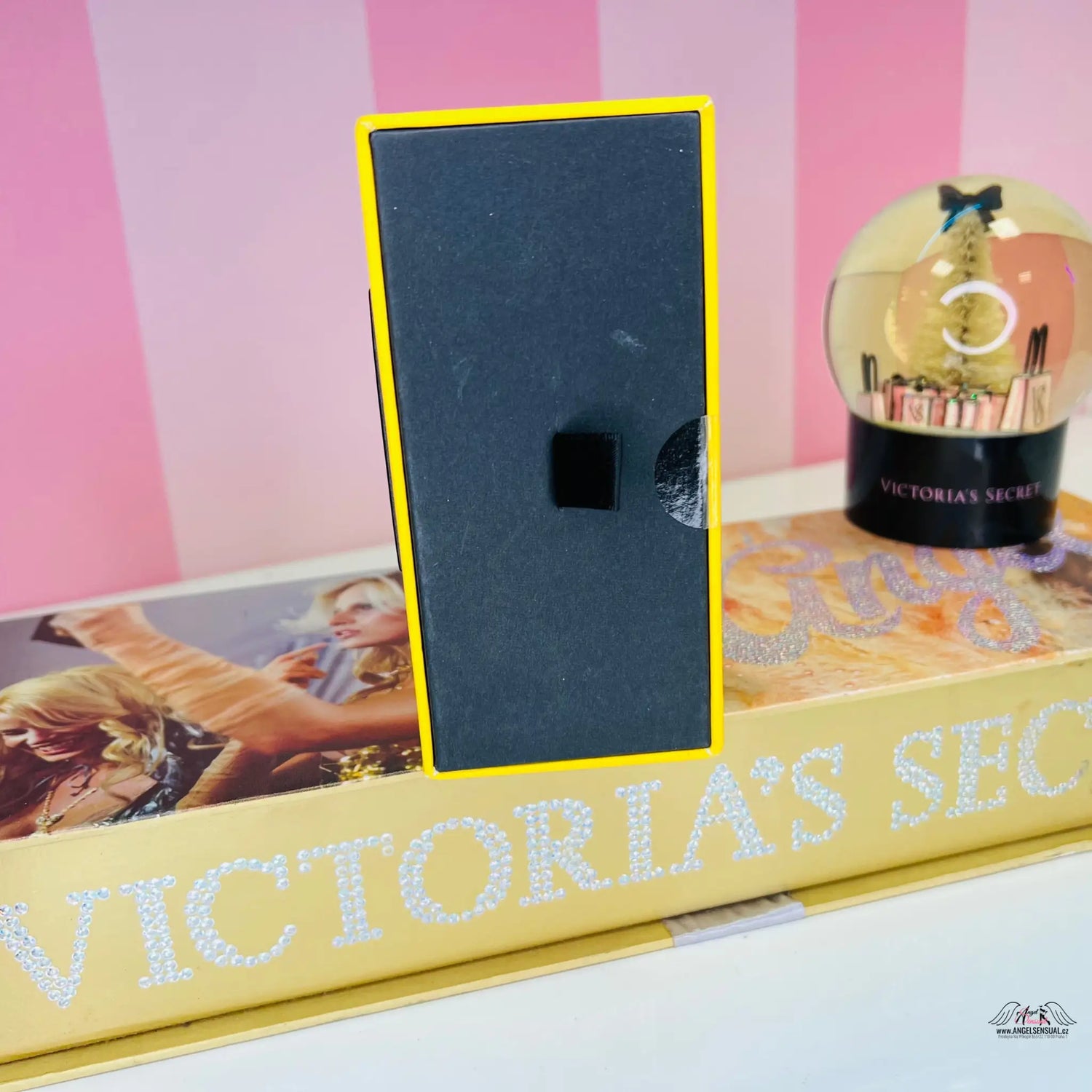 Objevte Parfém Lemon Iris od Victoria’s Secret – Pro Dámy! - 100ml / Nové se štítky - Parfémy