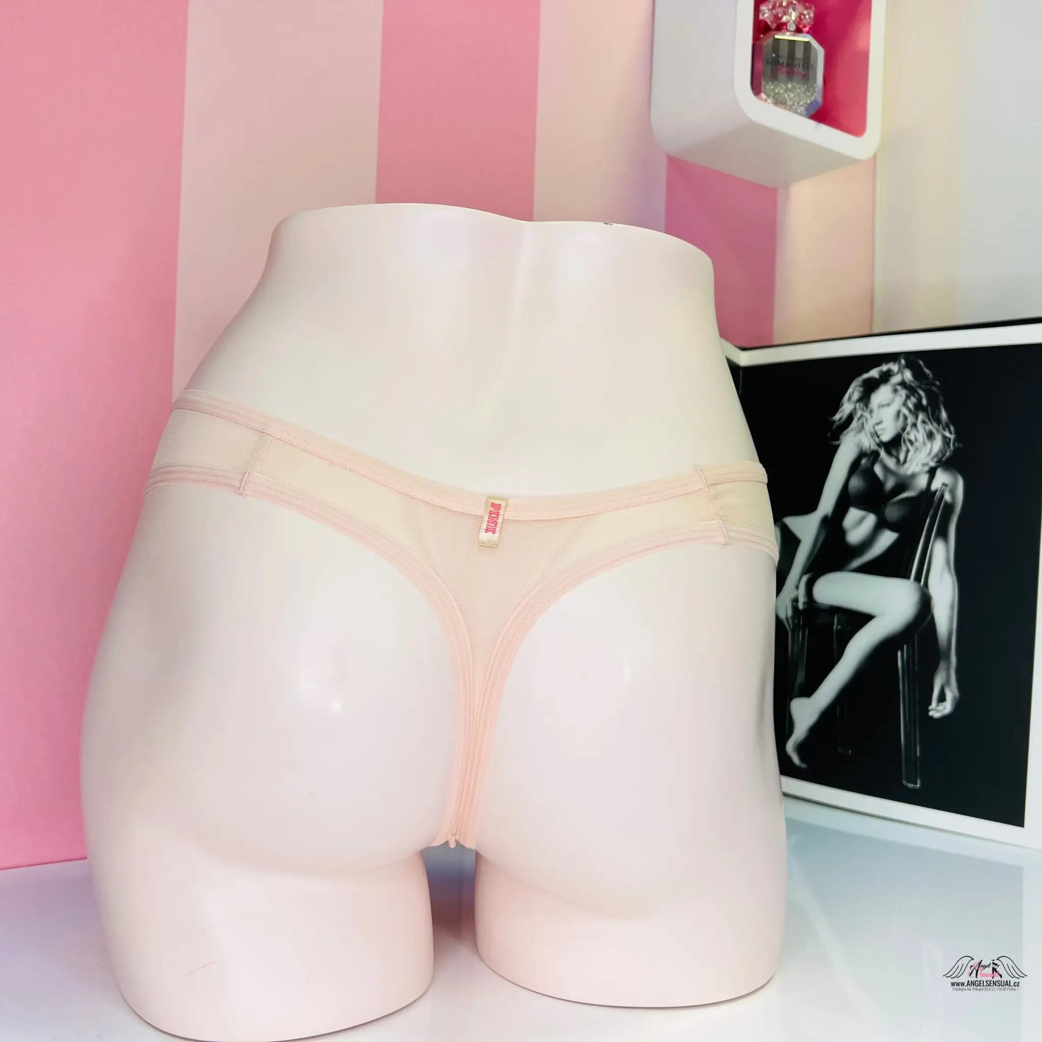 Síťované tanga PINK s všitými květinami - Tanga